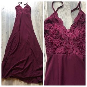 Lulu’s burgundy strapless maxi dress